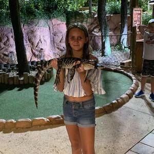 Meet your Posher, Diana